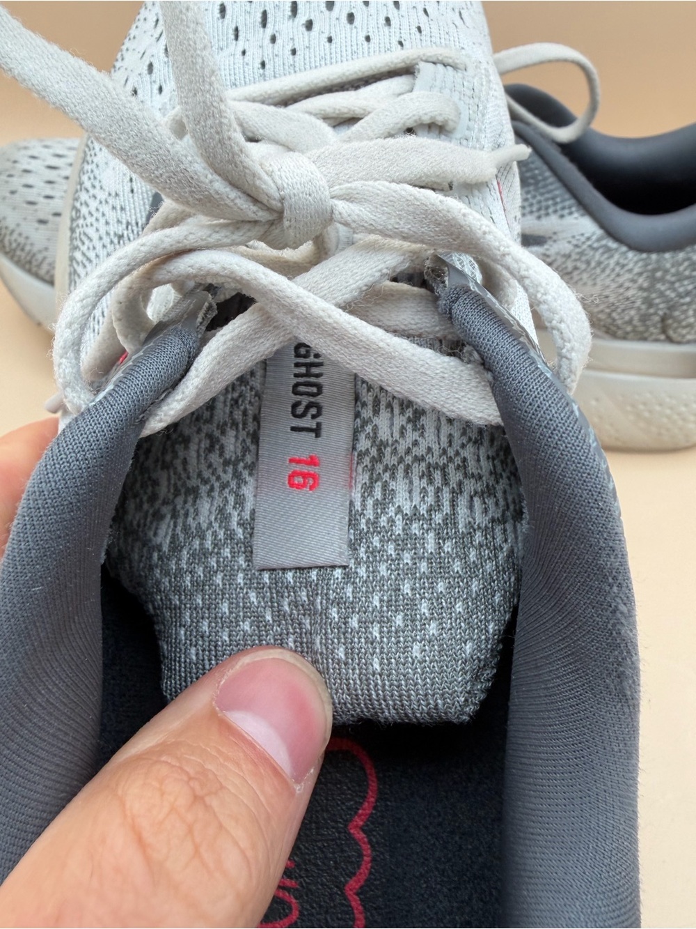 Brooks Ghost 16, Women’s Size 10 Gray Running Shoes - Picture 6 of 9
